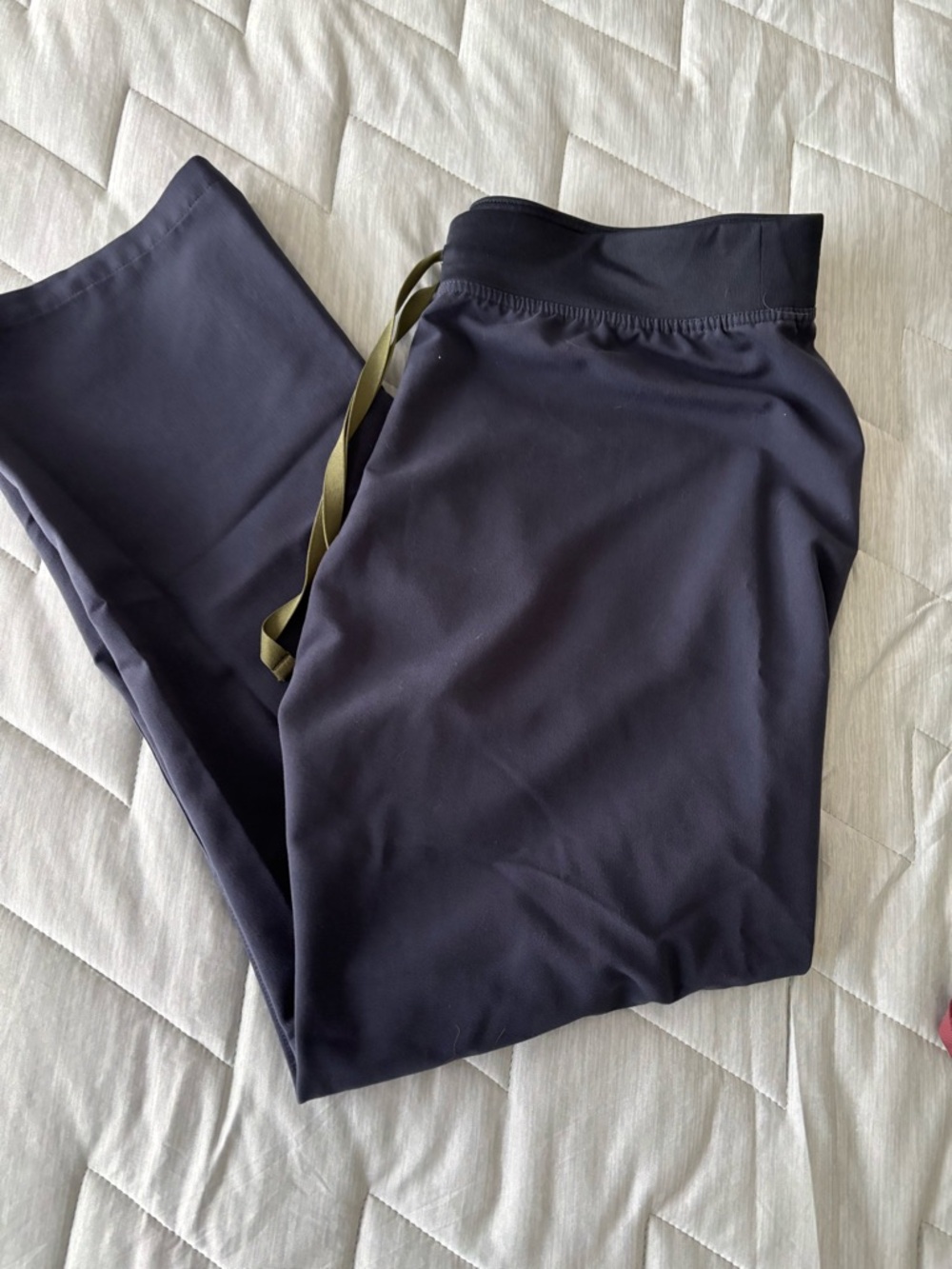 Women’s Figs Technical Collection- Livingston Basic- Quiet Navy size L